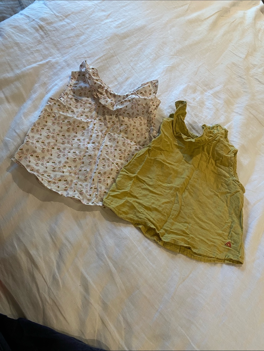 Maison Frida ruffle tank wirh buttons down the back bundle